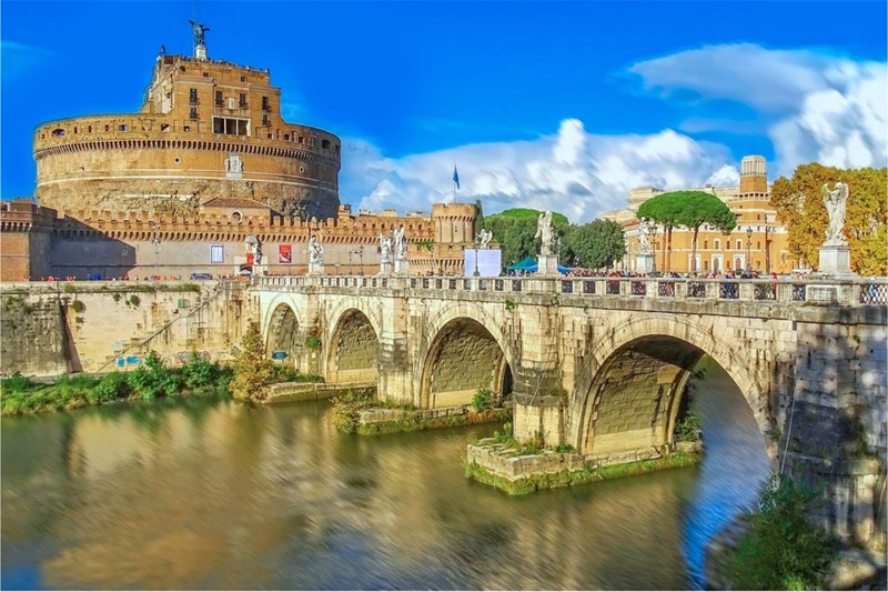 ROMA
